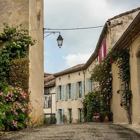 Maison A La Campagne Proche Saint-emilion Holiday home *